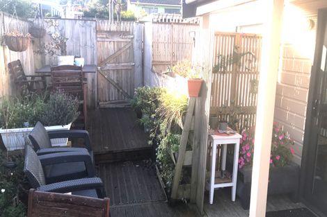 Photo of property in 4 Rotoma Rise, Clover Park, Auckland, 2019