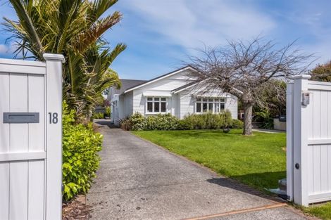 Photo of property in 18 Maire Street, Woburn, Lower Hutt, 5010