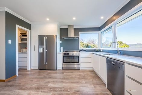 Photo of property in 35 Belmont Terrace, Belmont, Lower Hutt, 5010