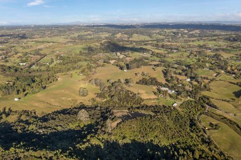 Photo of property in 244b Blackbridge Road, Dairy Flat, 0794