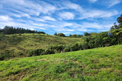 Photo of property in 144 Ackworth Road, Lepperton, New Plymouth, 4373