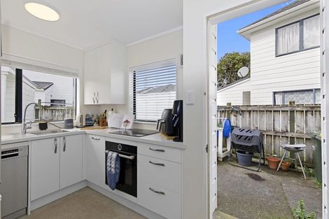 Photo of property in 4/24 Mason Street, Moera, Lower Hutt, 5010