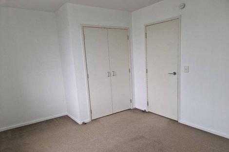 Photo of property in 43 Kirikiri Lane, East Tamaki, Auckland, 2013