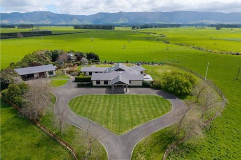 Photo of property in 255 Te Rehunga Road North, Dannevirke, 4972