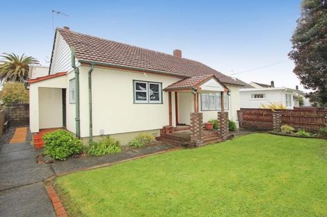 Photo of property in 24 Brees Street, Epuni, Lower Hutt, 5011