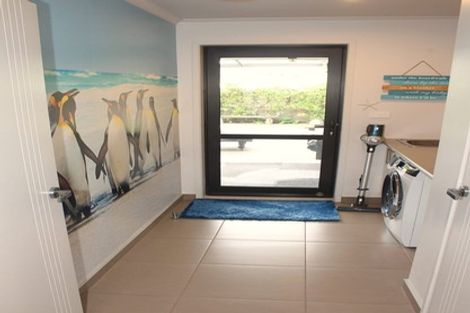 Photo of property in 7 Molesworth Drive, Mangawhai, 0505