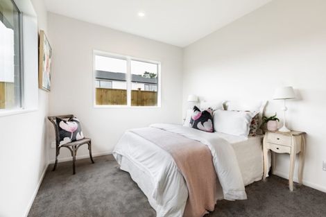 Photo of property in 69 Nobilo Road, Kumeu, 0810