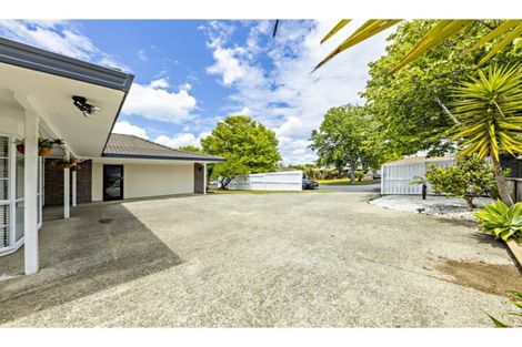 Photo of property in 147 Millhouse Drive, Golflands, Auckland, 2013