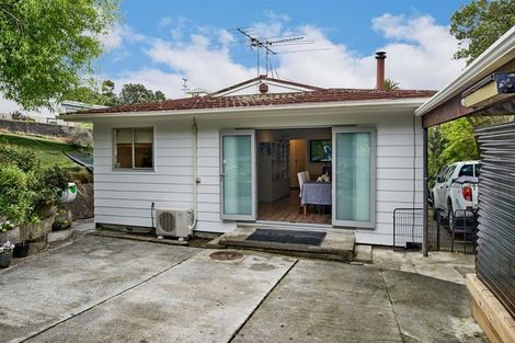 Photo of property in 12b Bell Street, Tawa, Wellington, 5028