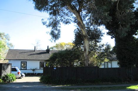 Photo of property in 16 Reynolds Road, Havelock North, 4130