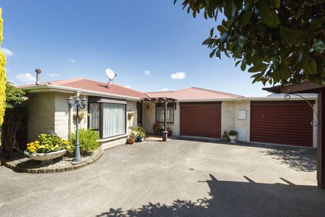 Photo of property in 10 Botanical Road, Takaro, Palmerston North, 4412