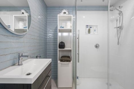 Photo of property in 515 Marine Drive, Sunshine Bay, Lower Hutt, 5013