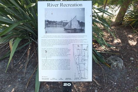 Photo of property in 32 Harbour Street, Foxton, 4814