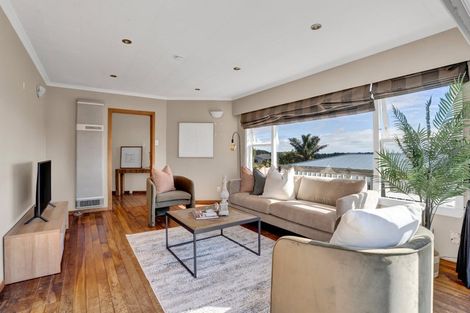 Photo of property in 182 Ngamotu Road, Spotswood, New Plymouth, 4310