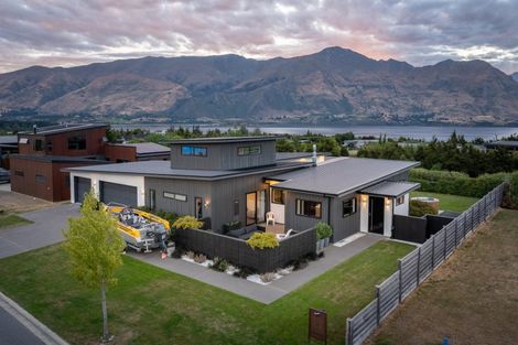 Photo of property in 67 Infinity Drive, Wanaka, 9305