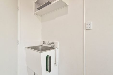 Photo of property in 805a Hastings Street North, Hastings, 4122