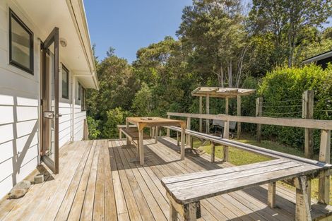 Photo of property in 36 Centennial Drive, Whitianga, 3510