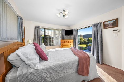 Photo of property in 49 Showgate Avenue, Sockburn, Christchurch, 8042