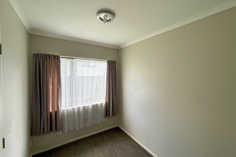 Photo of property in 33 Luanda Drive, Ranui, Auckland, 0612