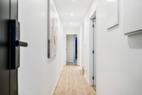 Photo of property in 1/14 Sabot Place, Massey, Auckland, 0614