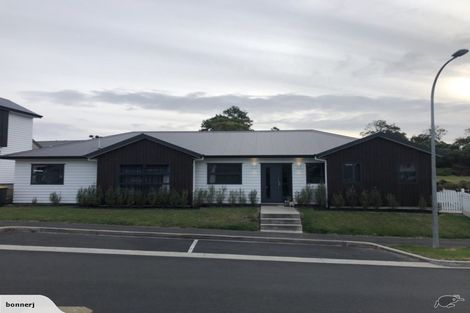 Photo of property in 1 Oioi Lane, Kaukapakapa, Helensville, 0875