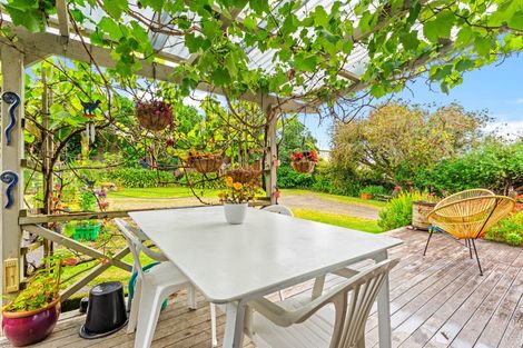 Photo of property in 6 Sea View Road, Leigh, 0985