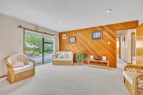 Photo of property in 22 Glucina Avenue, West Harbour, Auckland, 0618