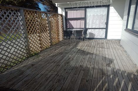 Photo of property in 5 Southview Place, Wattle Downs, Auckland, 2102