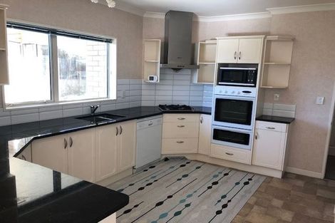 Photo of property in 27 Becmead Drive, Harewood, Christchurch, 8051