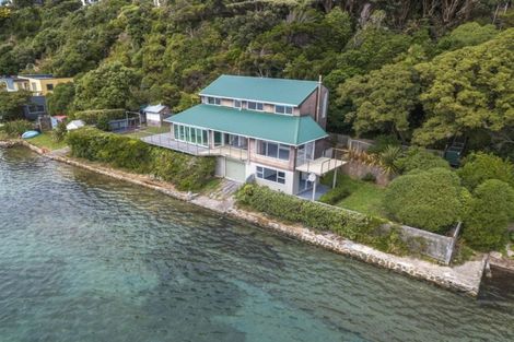 Photo of property in 10a Trevor Terrace, Paremata, Porirua, 5024