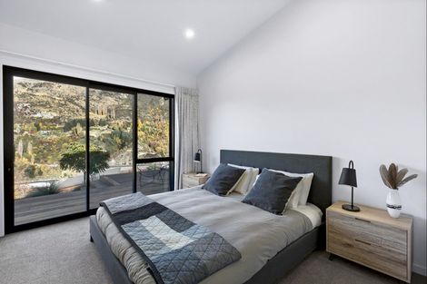 Photo of property in 3 Mcqueen Place, Arthurs Point, Queenstown, 9371