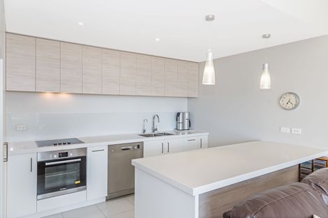 Photo of property in 255 Millwater Parkway, Silverdale, 0932