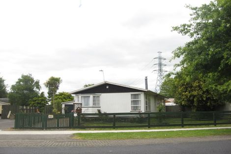 Photo of property in 17 Takanini School Road, Takanini, 2112