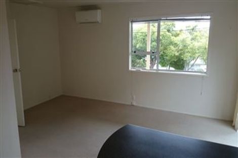 Photo of property in 1/22 William Souter Street, Forrest Hill, Auckland, 0620