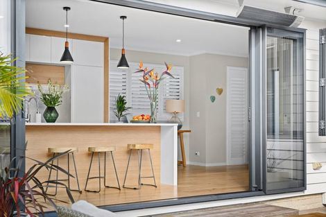 Photo of property in 9 Barque Rise, Long Bay, Auckland, 0630