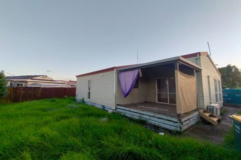 Photo of property in 1/142 Shifnal Drive, Randwick Park, Auckland, 2105