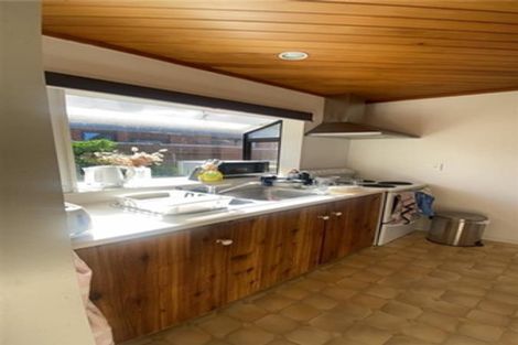 Photo of property in 2/37 Bauchop Road, Waterloo, Lower Hutt, 5011