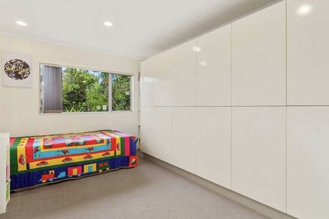 Photo of property in 76 Crestview Place, Browns Bay, Auckland, 0630