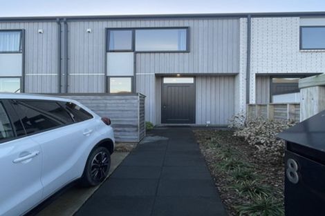 Photo of property in 8 Kauamo Close, Waiwhetu, Lower Hutt, 5010