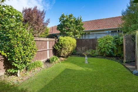 Photo of property in 2/16 James K Baxter Place, Addington, Christchurch, 8024