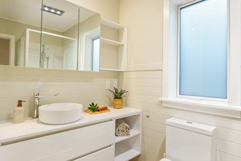 Photo of property in 340b Fergusson Drive, Heretaunga, Upper Hutt, 5018