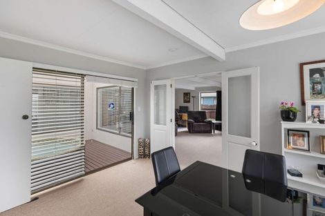 Photo of property in 26 Humphries Place, Awapuni, Palmerston North, 4412