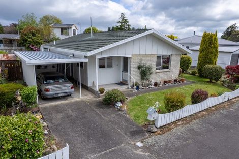 Photo of property in 2a Hunter Street, Dannevirke, 4930