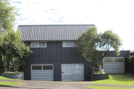 Photo of property in 23 James Cook Drive, Welcome Bay, Tauranga, 3112
