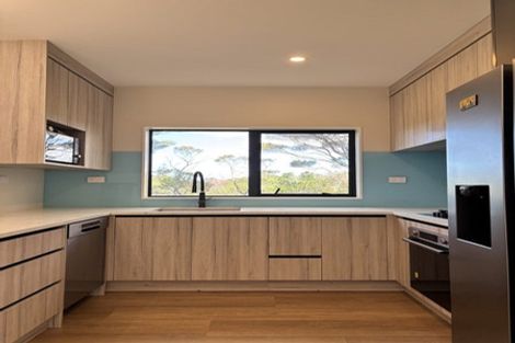 Photo of property in 29c West Harbour Drive, West Harbour, Auckland, 0618