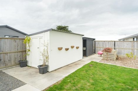 Photo of property in 19 George Street, Bulls, 4818