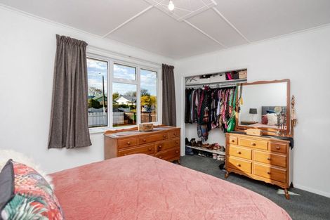 Photo of property in 56 Barraud Street, Dannevirke, 4930