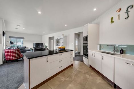 Photo of property in 7 Joshua Place, Bell Block, New Plymouth, 4312