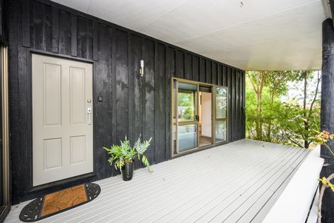 Photo of property in 3 Earl Place, Hokowhitu, Palmerston North, 4410