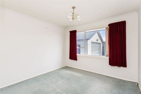 Photo of property in 9 Beeston Place, Redwood, Christchurch, 8051